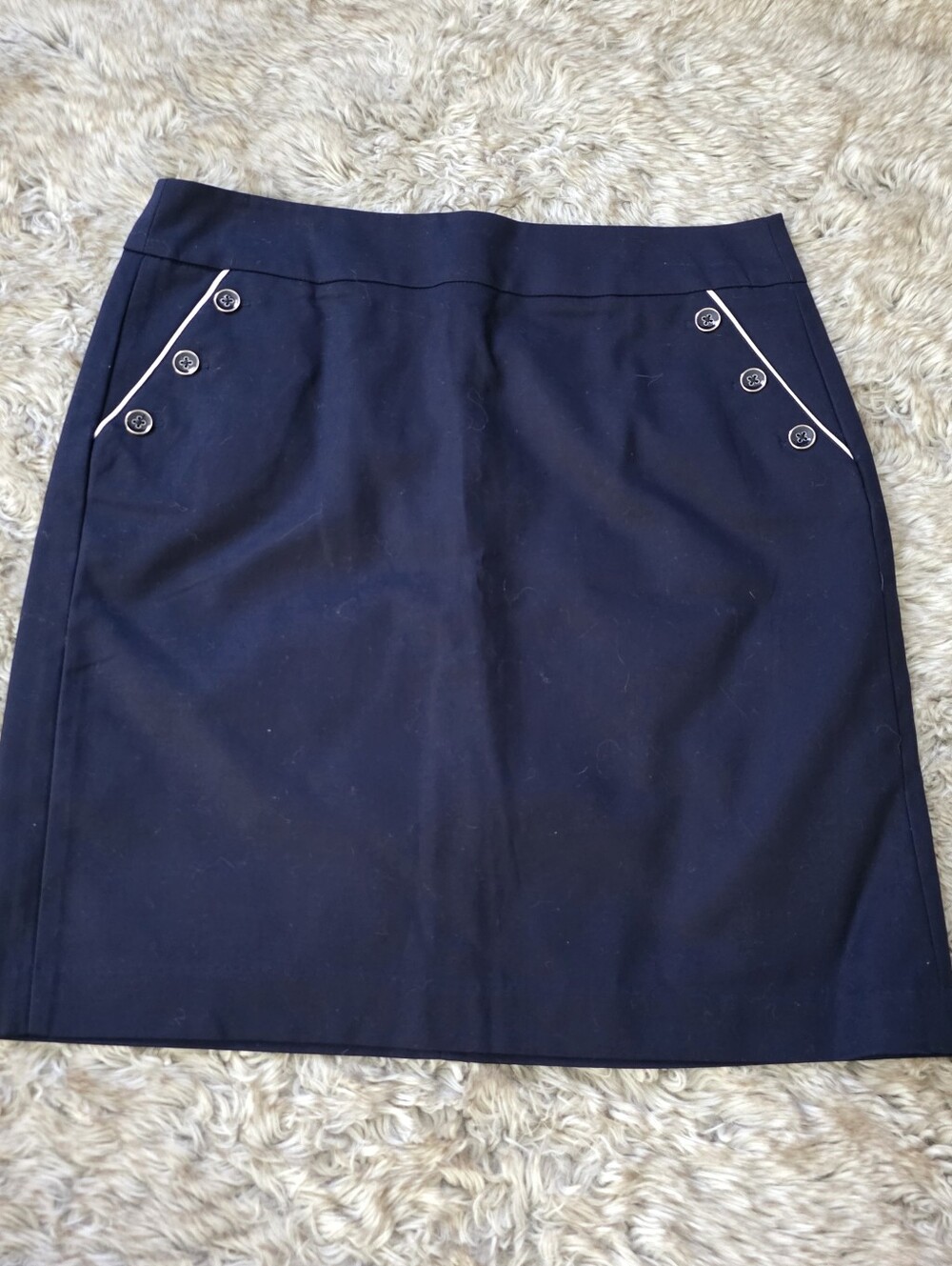 Darjoni Classic Navy Bkue Button-Accent Women’s Pencil Skirt Women's Size 6